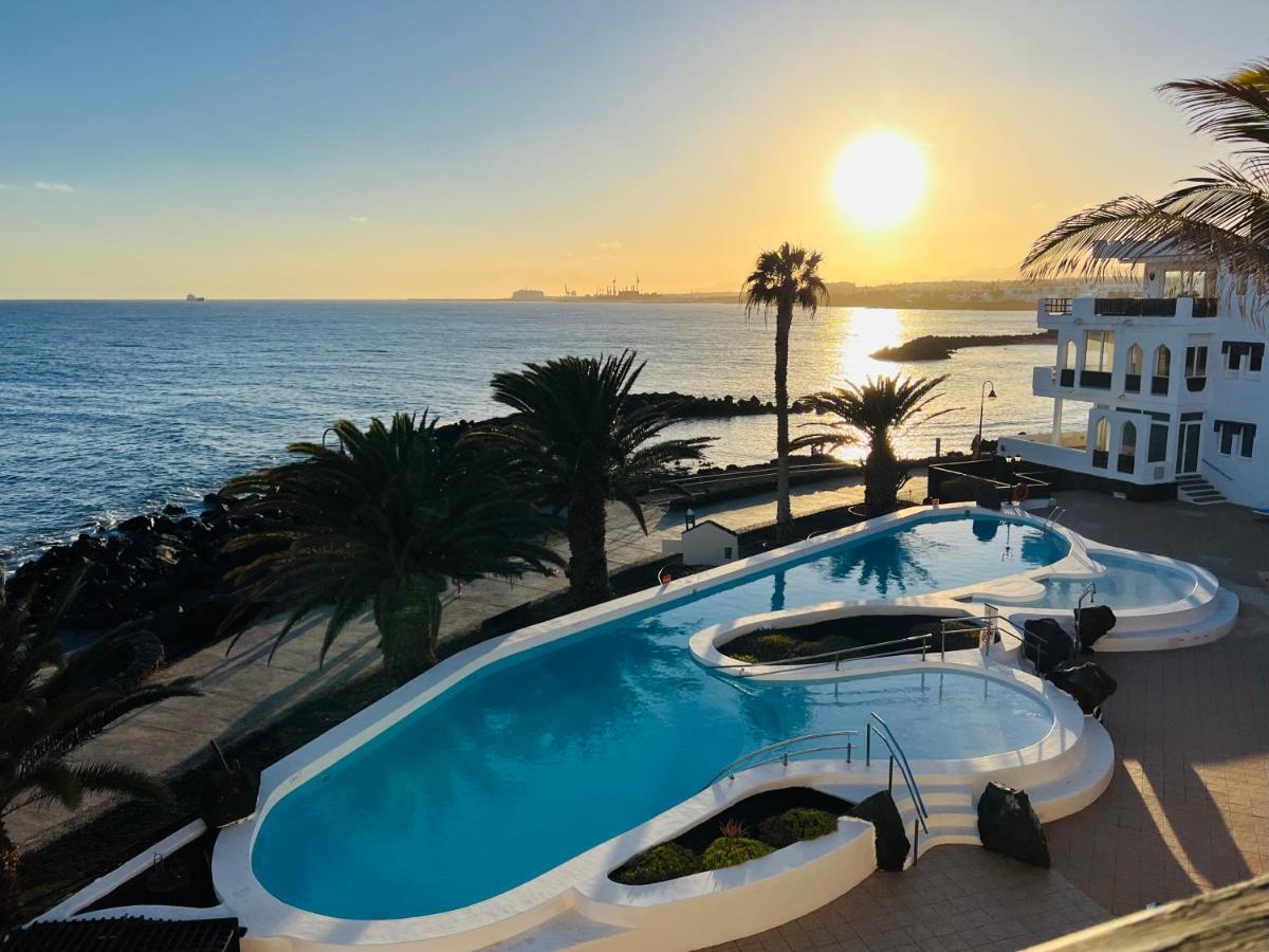 Penthouse Over The Sea Costa Teguise Esterno foto